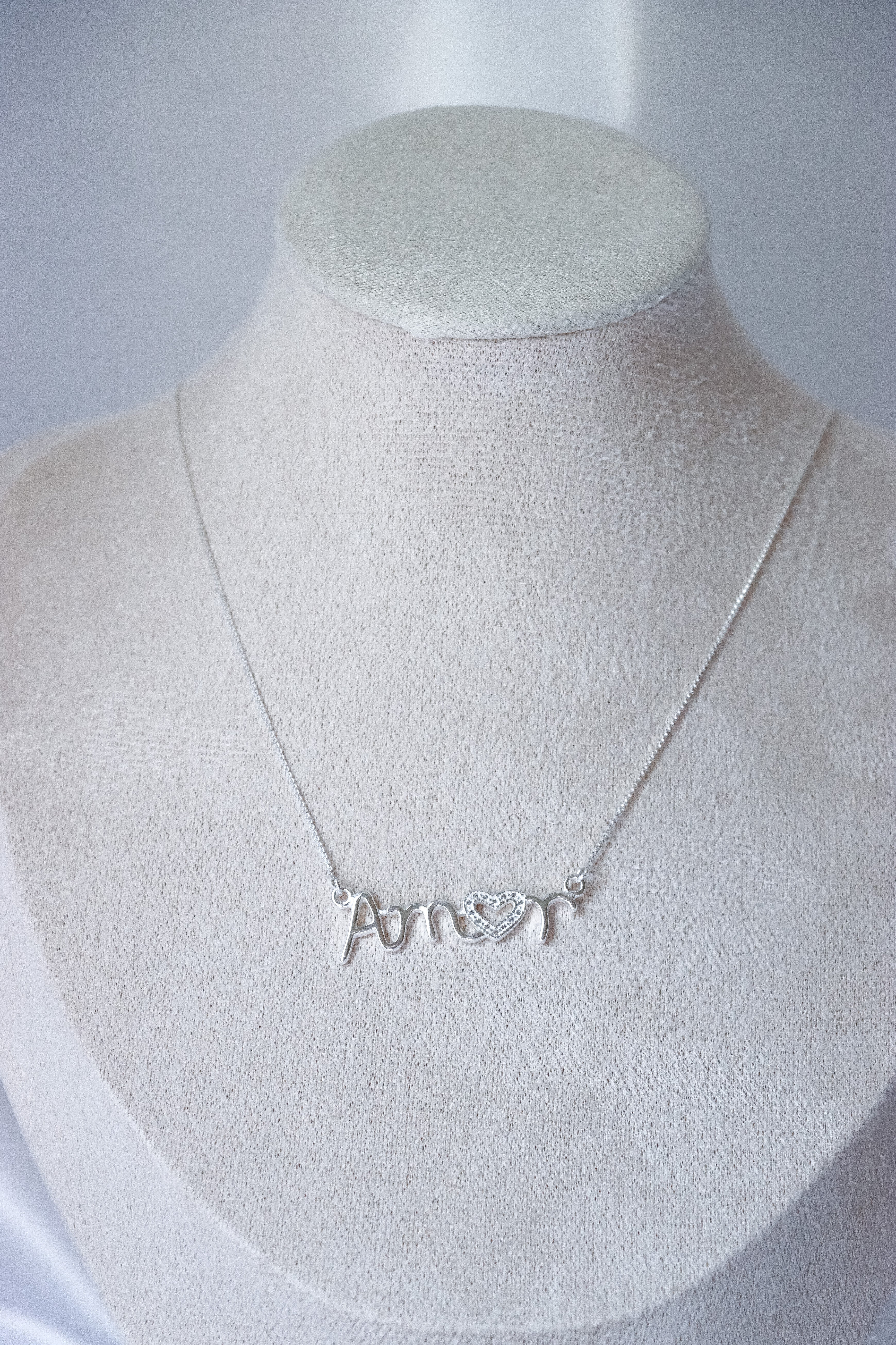 AMOR NECKLACE