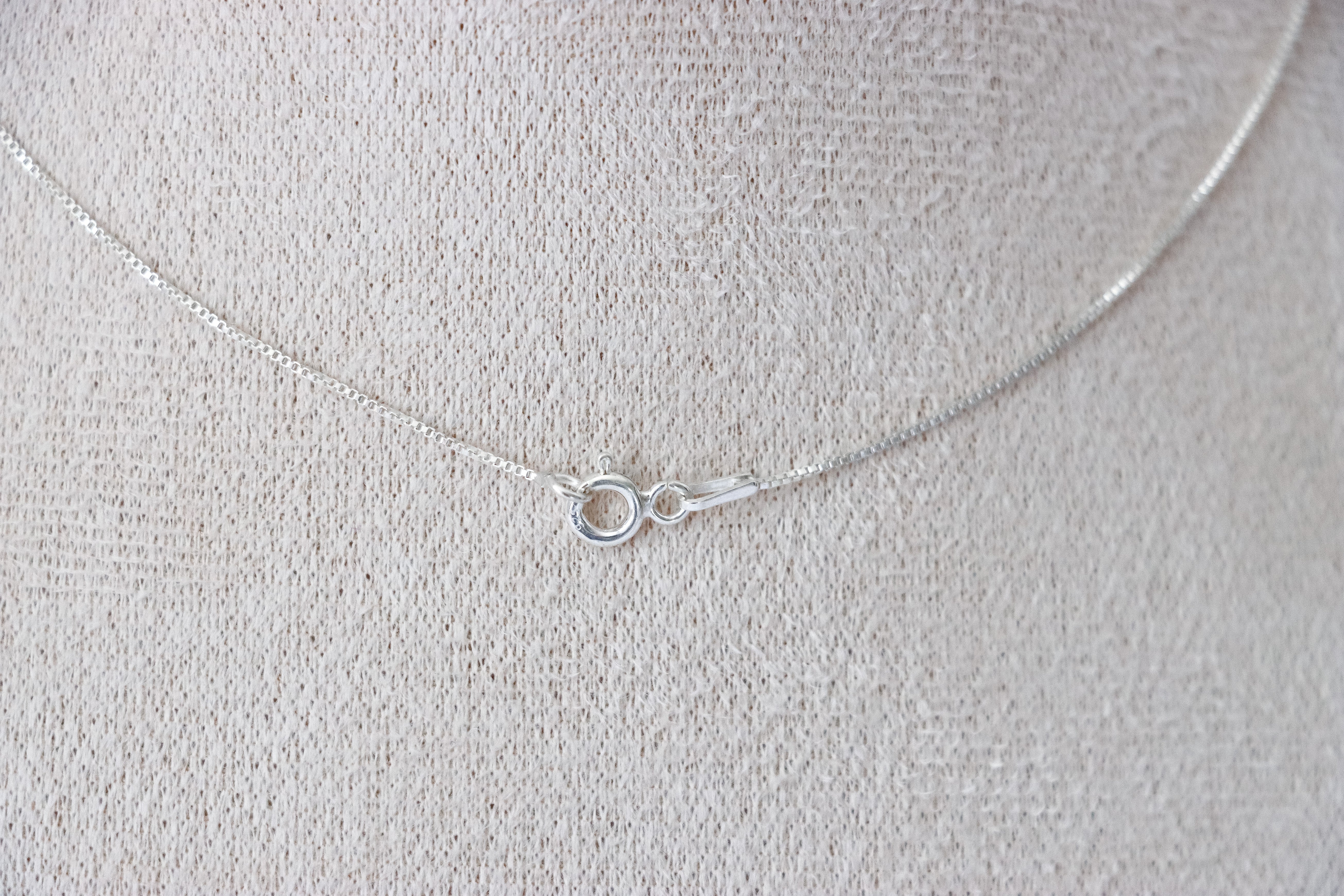 AMOR NECKLACE