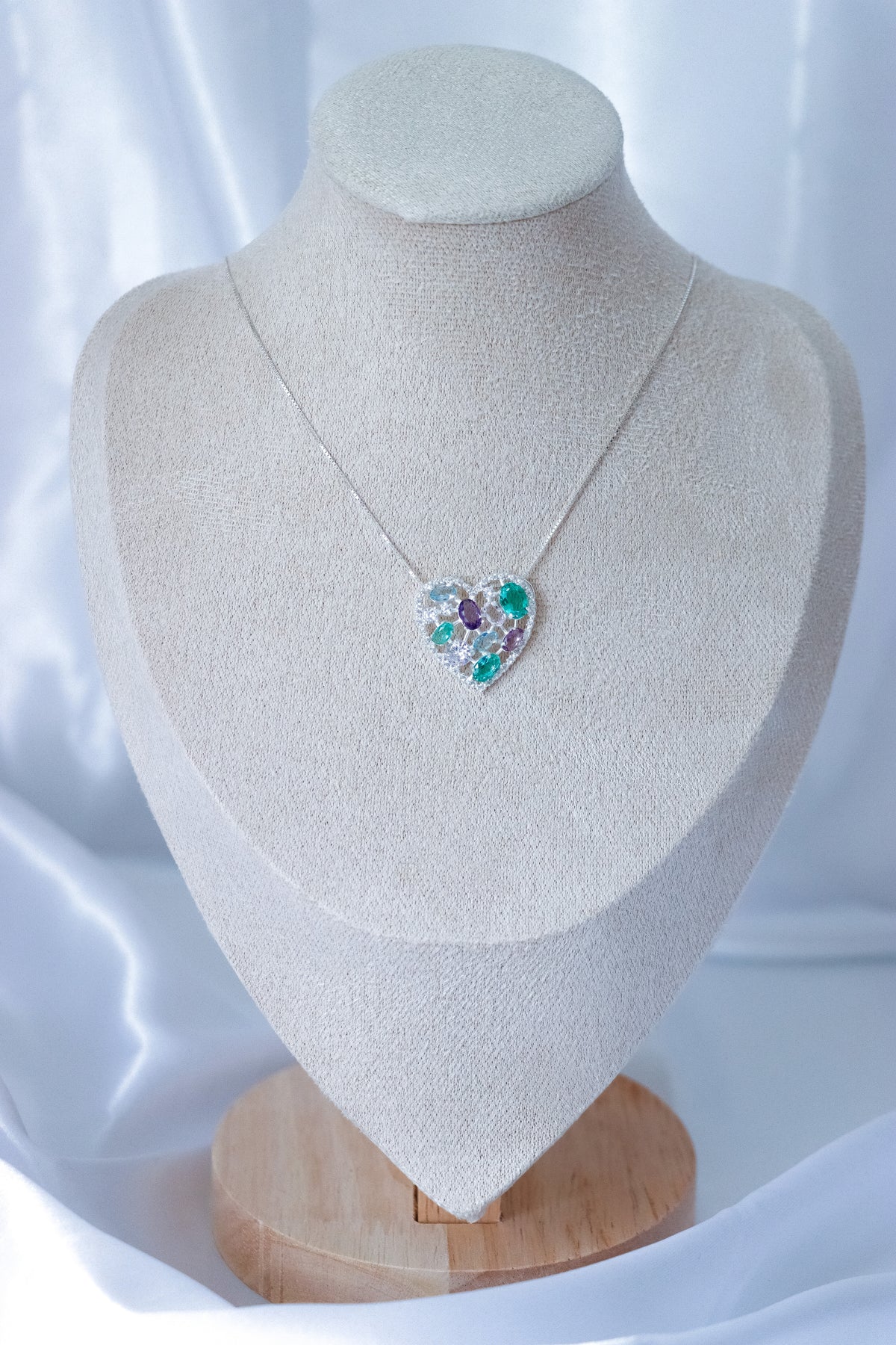 COLOURFUL MULTI-STONE HEART NECKLACE