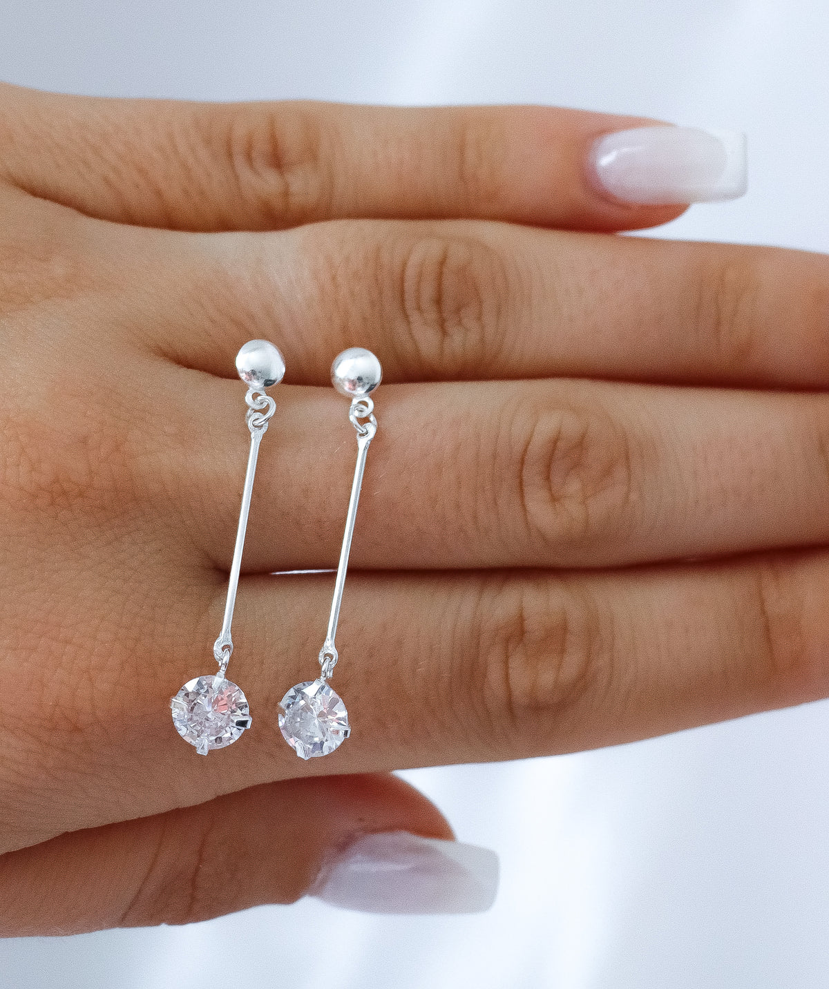 CRYSTAL DROP EARRING