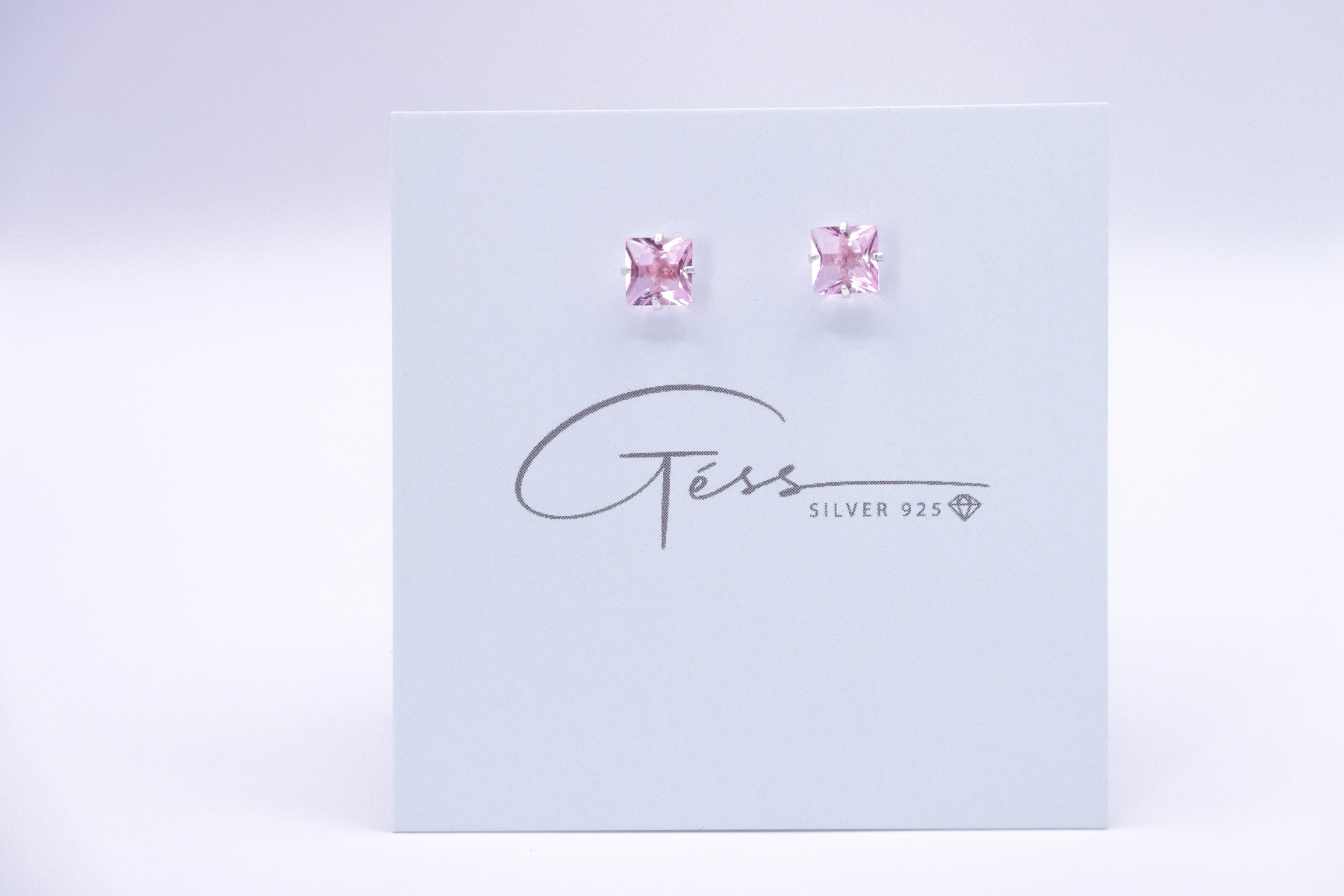 STUD EARRING SQUARE CUT ROSE